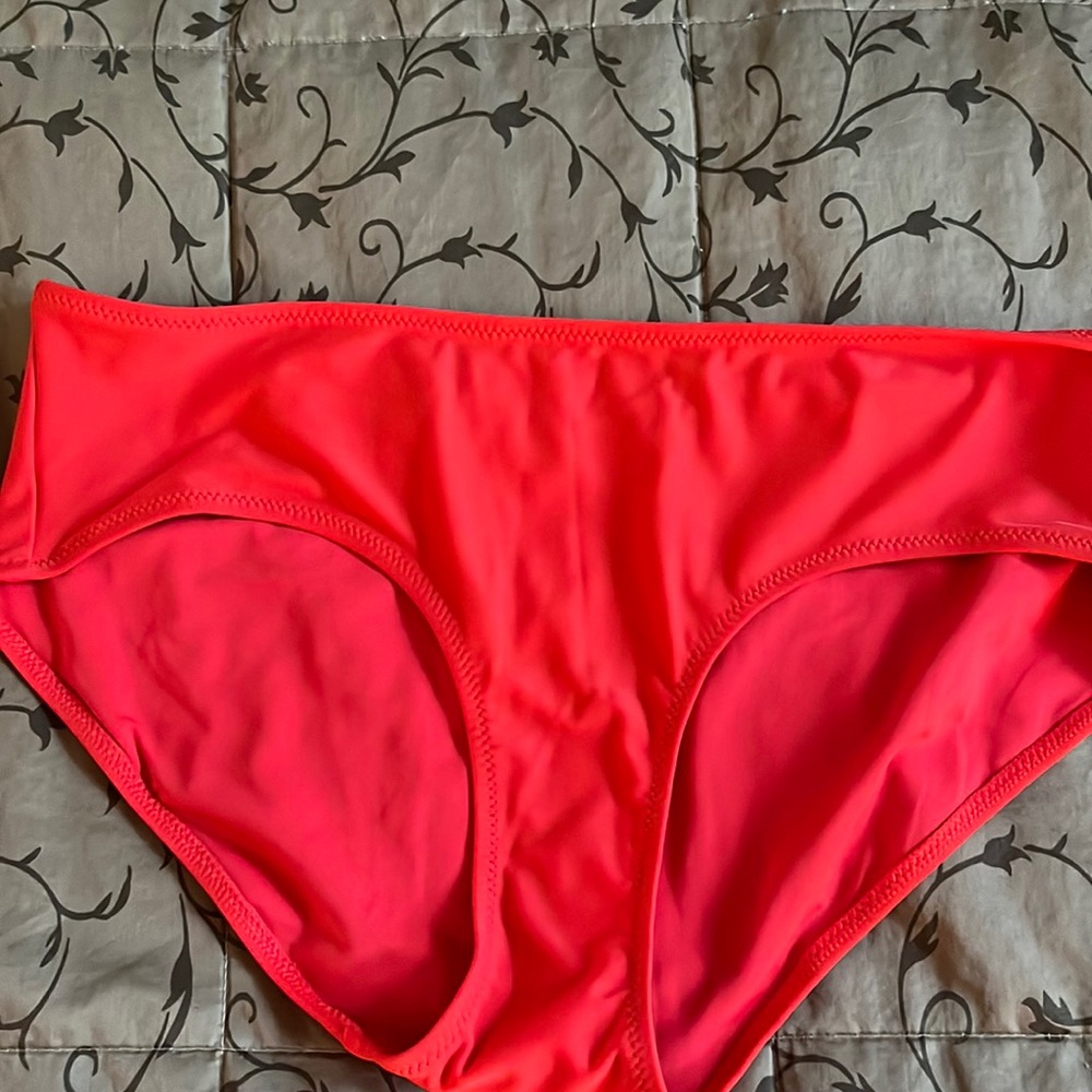 Aerie bikini bottom.